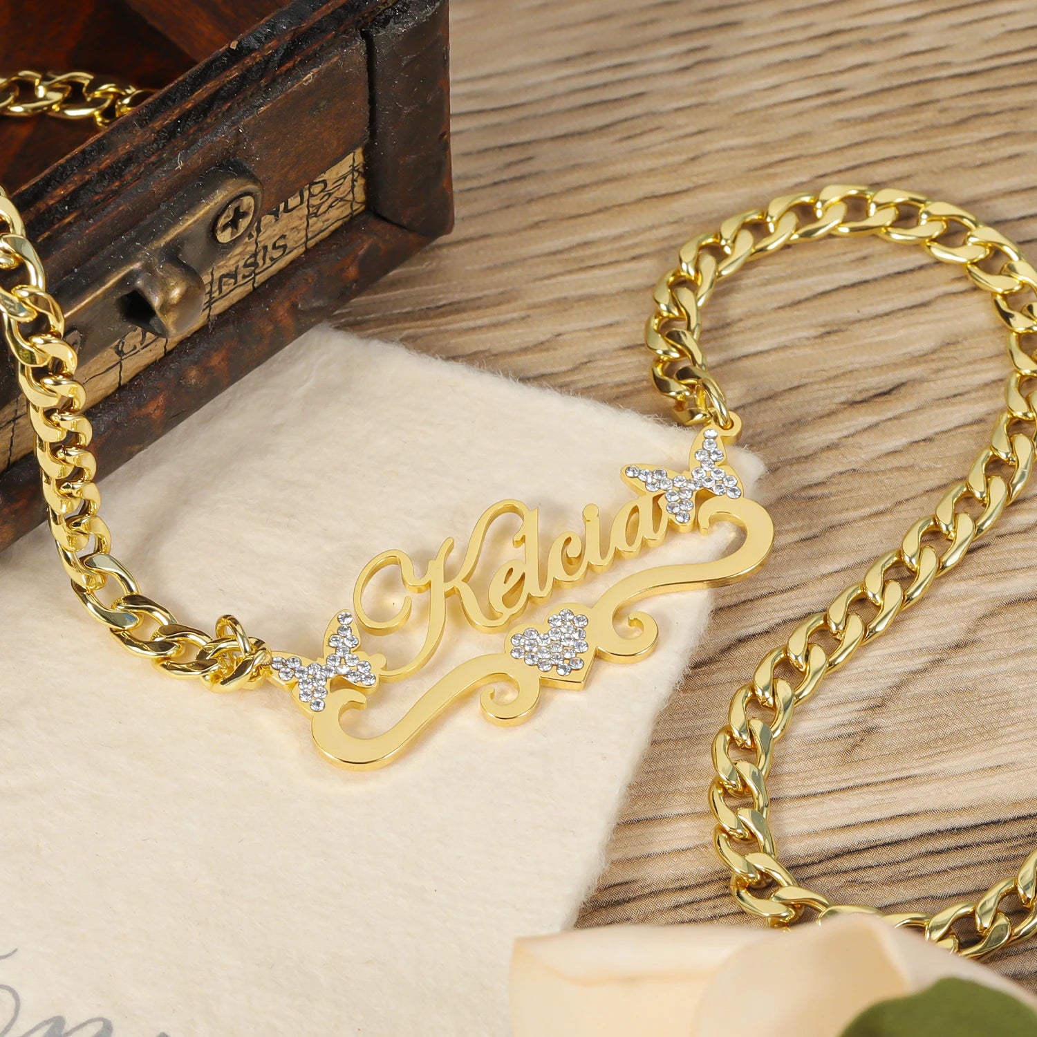 Luxury Custom Name Necklace with Butterfly Nameplate Rhinestone High Quality Stainless Steel with 18K Gold Plating Necklace