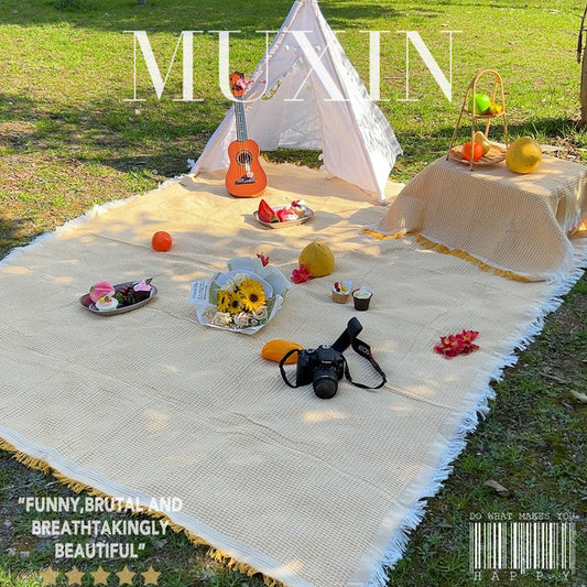 Outdoor Picnic Blanket — Waterproof & Moisture-Proof