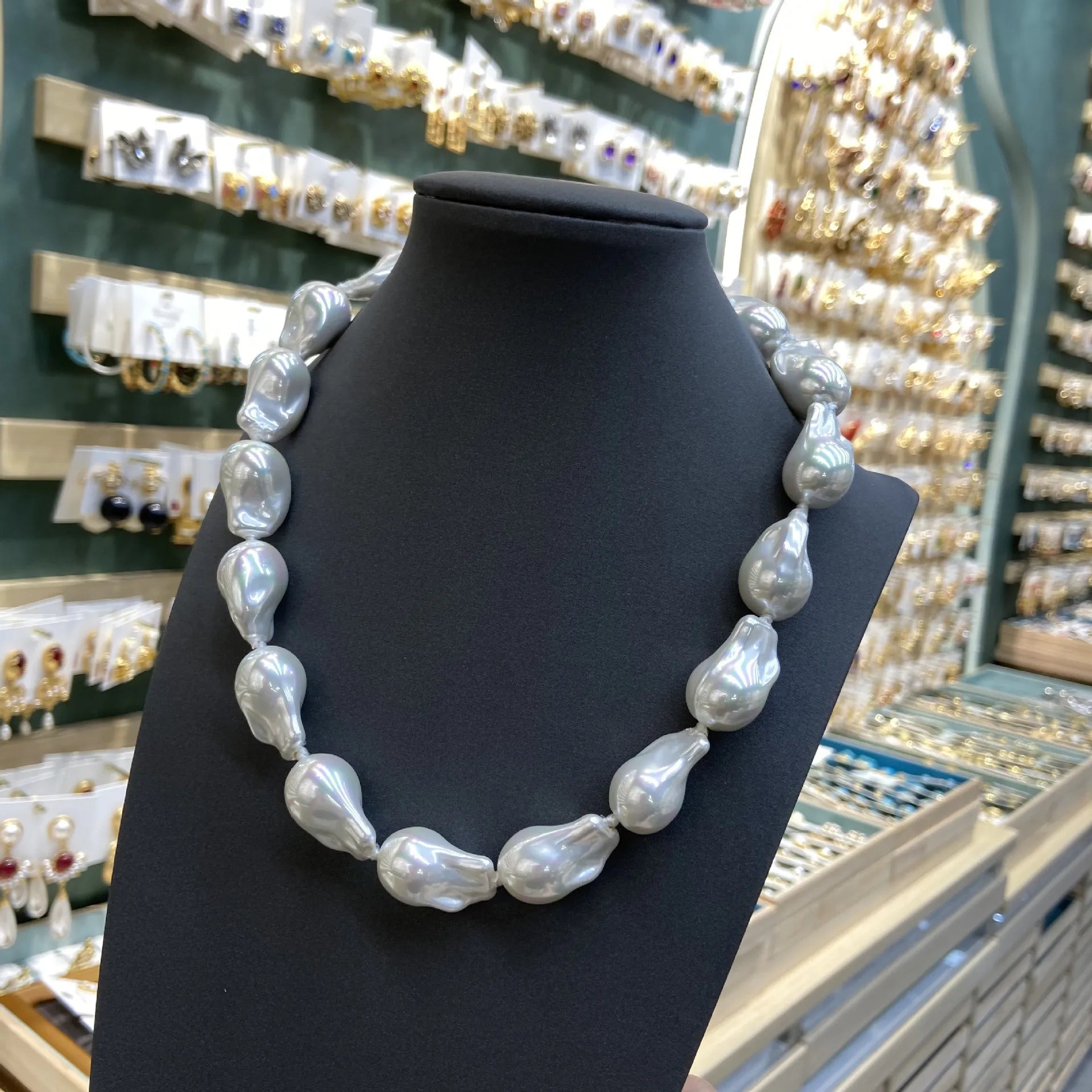 Handmade Luxury Imitation Elegant Irregular Shell Pearl Baroque Pearl Necklace Female 2024 New Elegant Women Jewelry Necklace